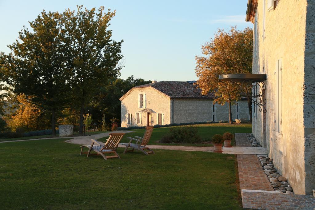 Chambres D'Hotes Domaine De Nazere Avezan Zewnętrze zdjęcie