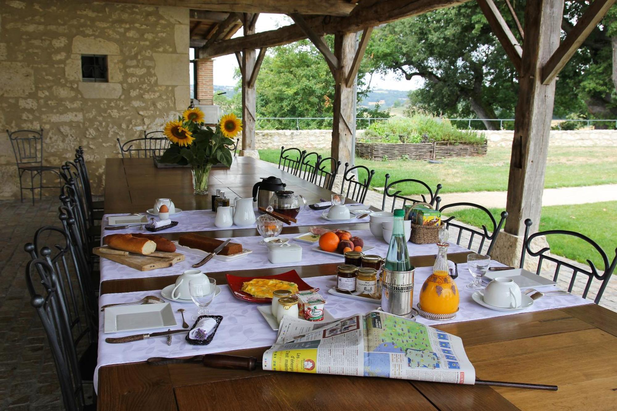 Chambres D'Hotes Domaine De Nazere Avezan Zewnętrze zdjęcie