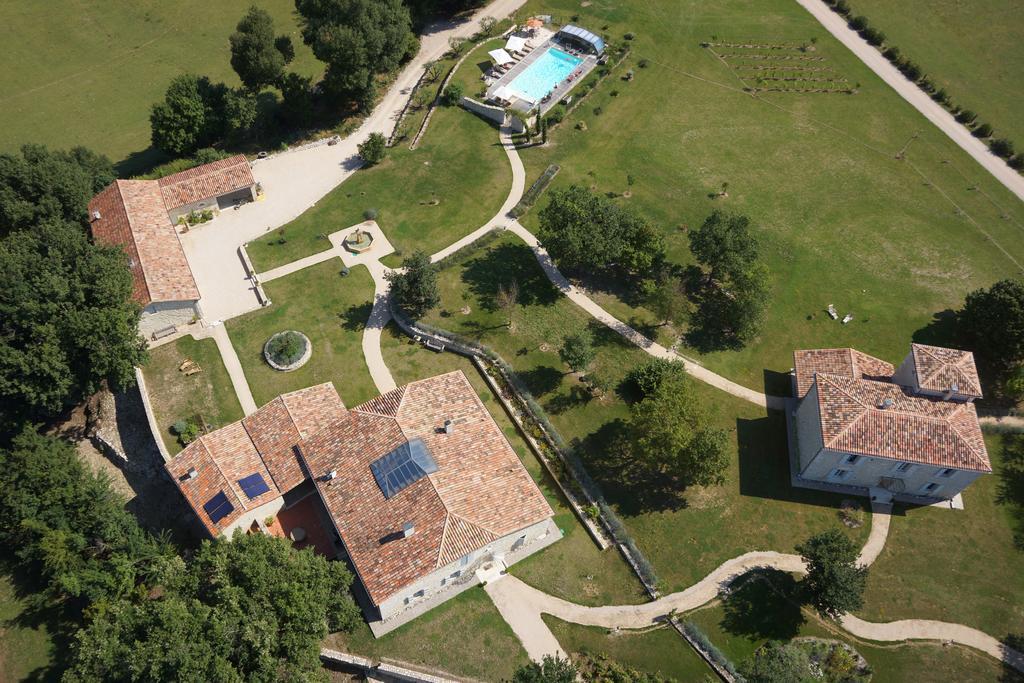 Chambres D'Hotes Domaine De Nazere Avezan Zewnętrze zdjęcie
