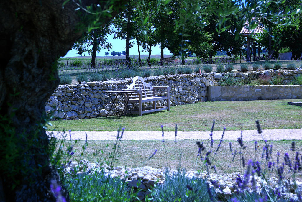 Chambres D'Hotes Domaine De Nazere Avezan Zewnętrze zdjęcie