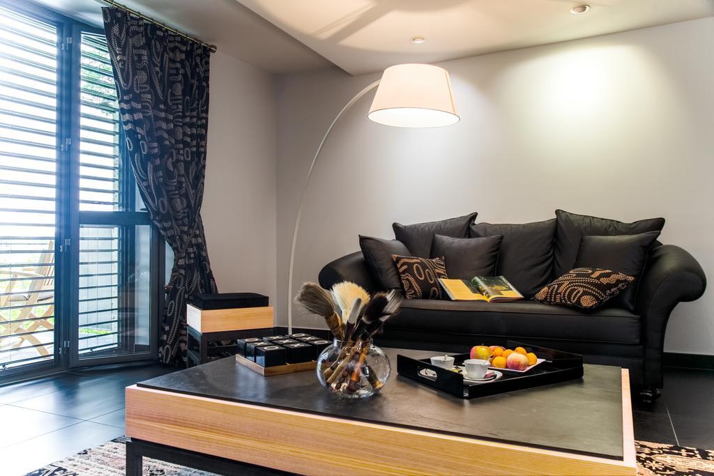 Chambres D'Hotes Domaine De Nazere Avezan Zewnętrze zdjęcie