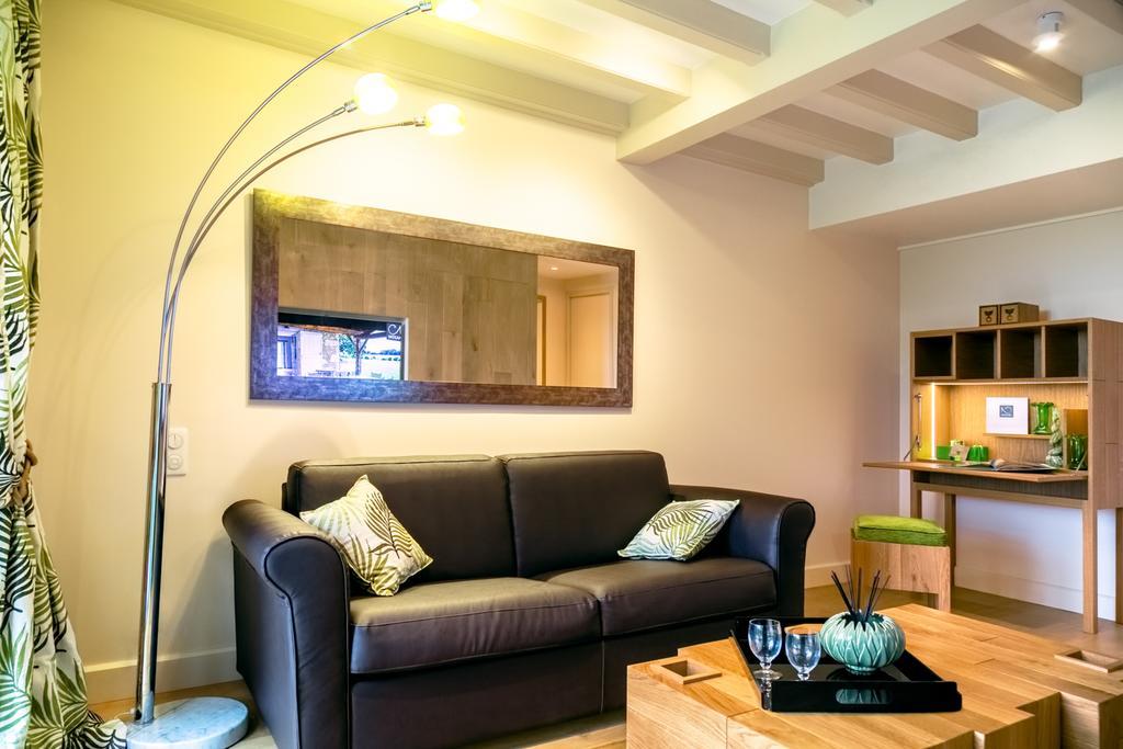 Chambres D'Hotes Domaine De Nazere Avezan Zewnętrze zdjęcie