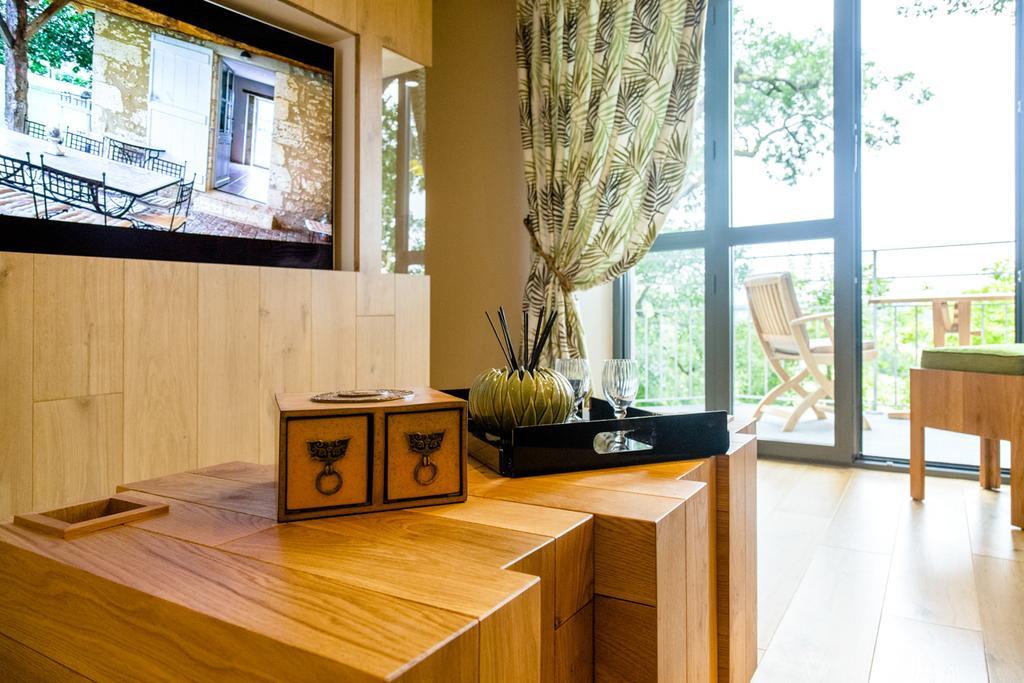 Chambres D'Hotes Domaine De Nazere Avezan Zewnętrze zdjęcie